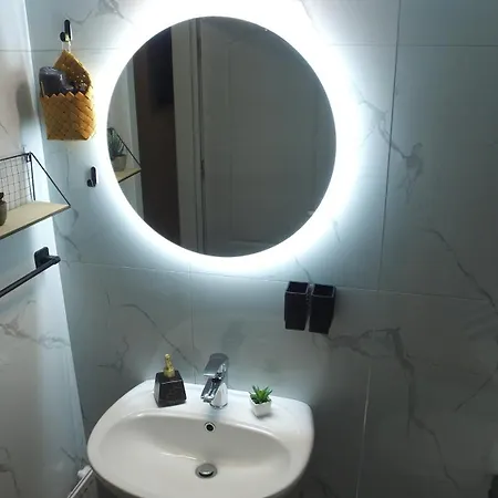 アパート The Cozy Cine-hub *