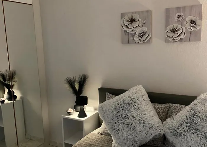 Apartment The Cozy Cine-hub Serres