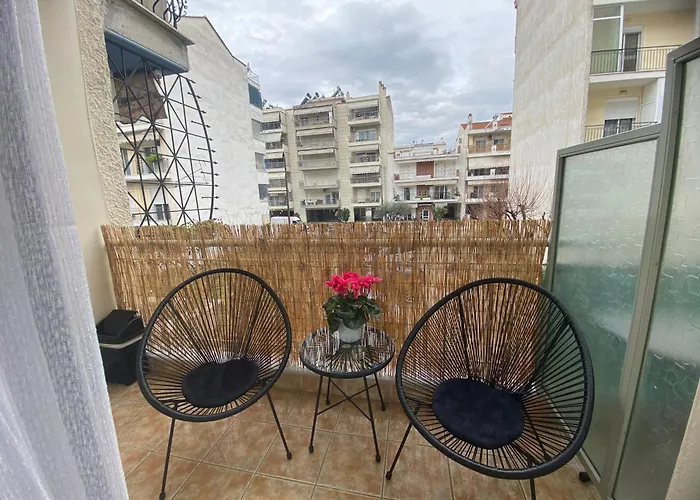 Apartment The Cozy Cine-hub